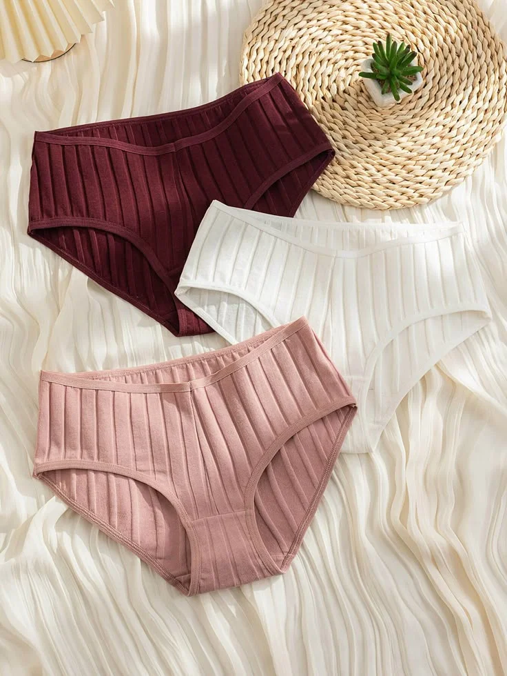 Lingerie & Active Wear style 2